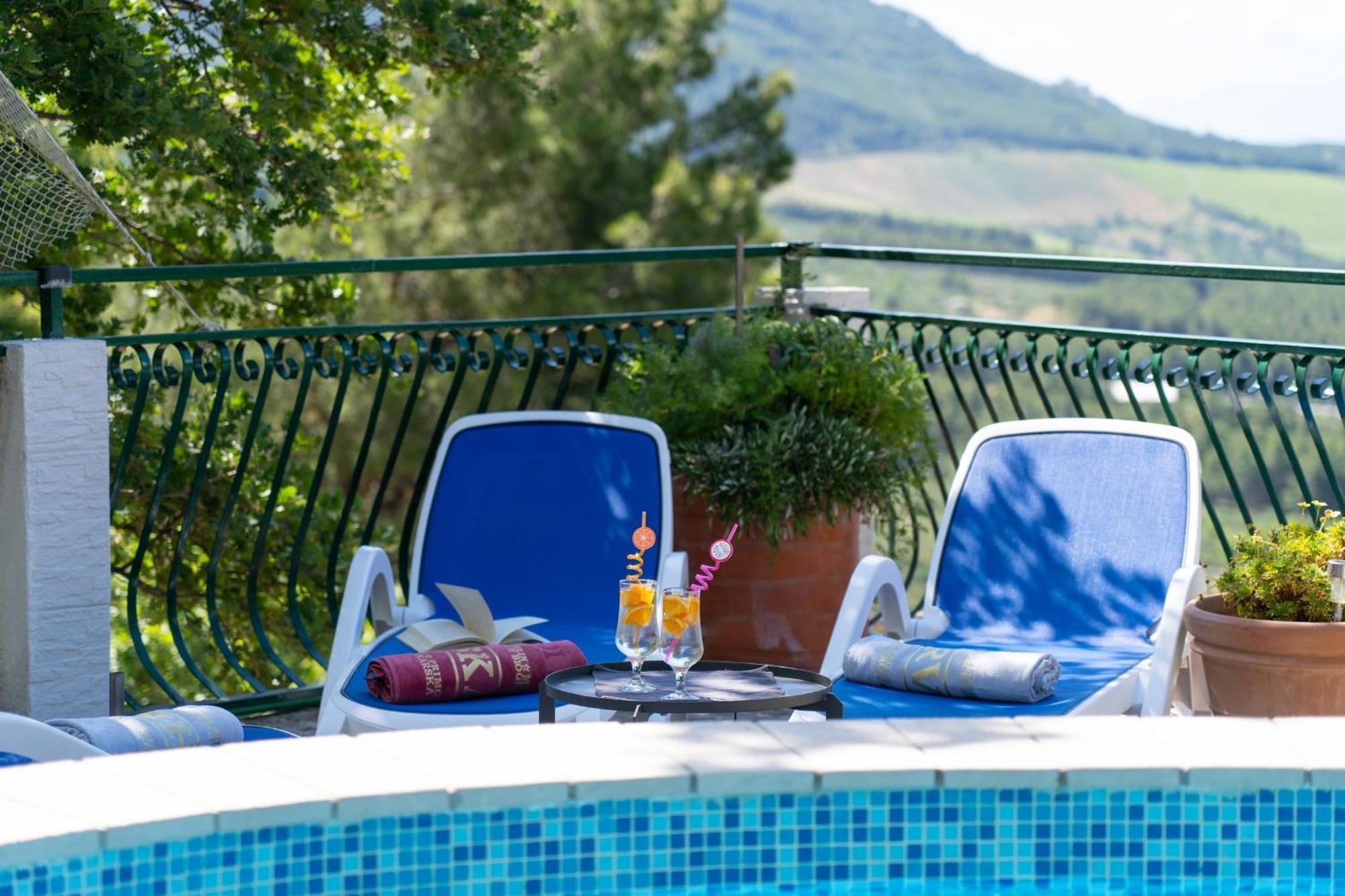 Villa Karla Planinska Kuca Baška Voda Exterior foto